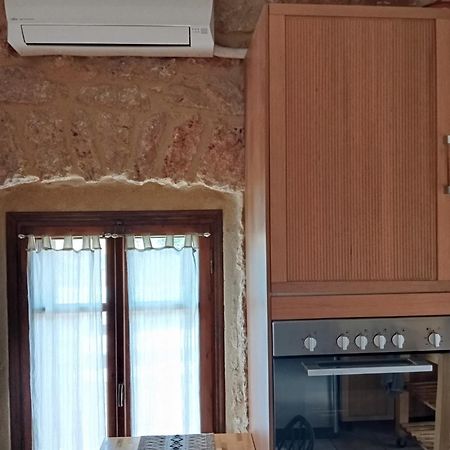 Niko'S Stone Guest House Plitra Exterior foto