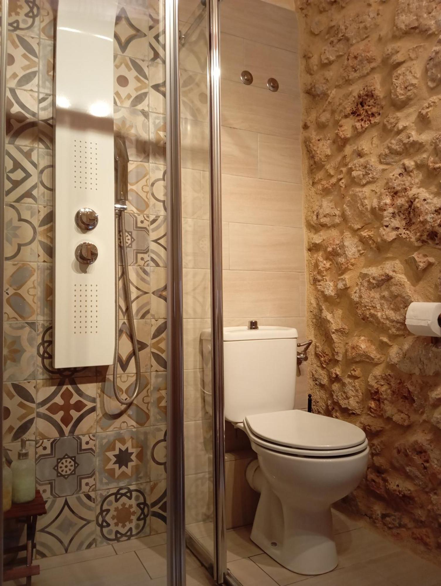 Niko'S Stone Guest House Plitra Exterior foto