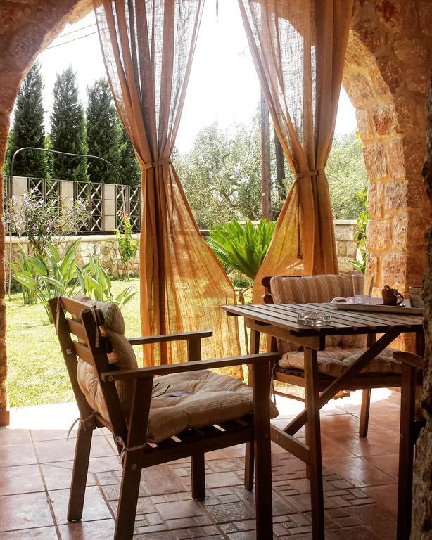 Niko'S Stone Guest House Plitra Exterior foto
