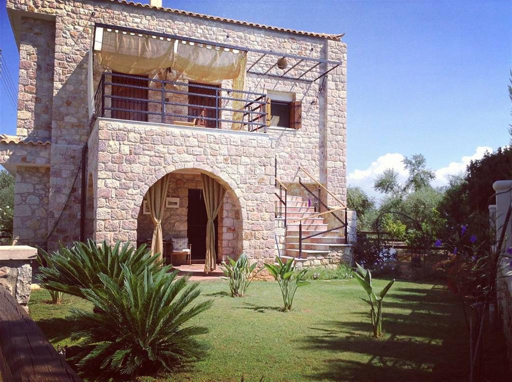 Niko'S Stone Guest House Plitra Exterior foto