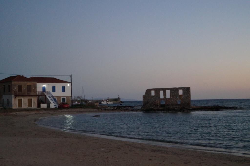 Niko'S Stone Guest House Plitra Exterior foto
